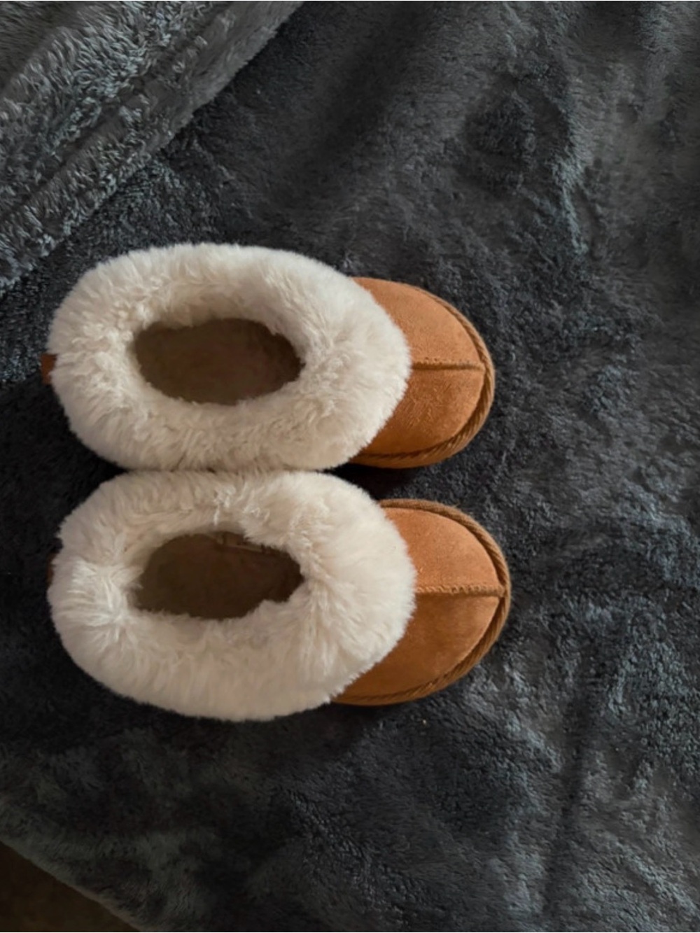 wonder nation Kids Chestnut Slip-On Faux-Shearling Slippers
